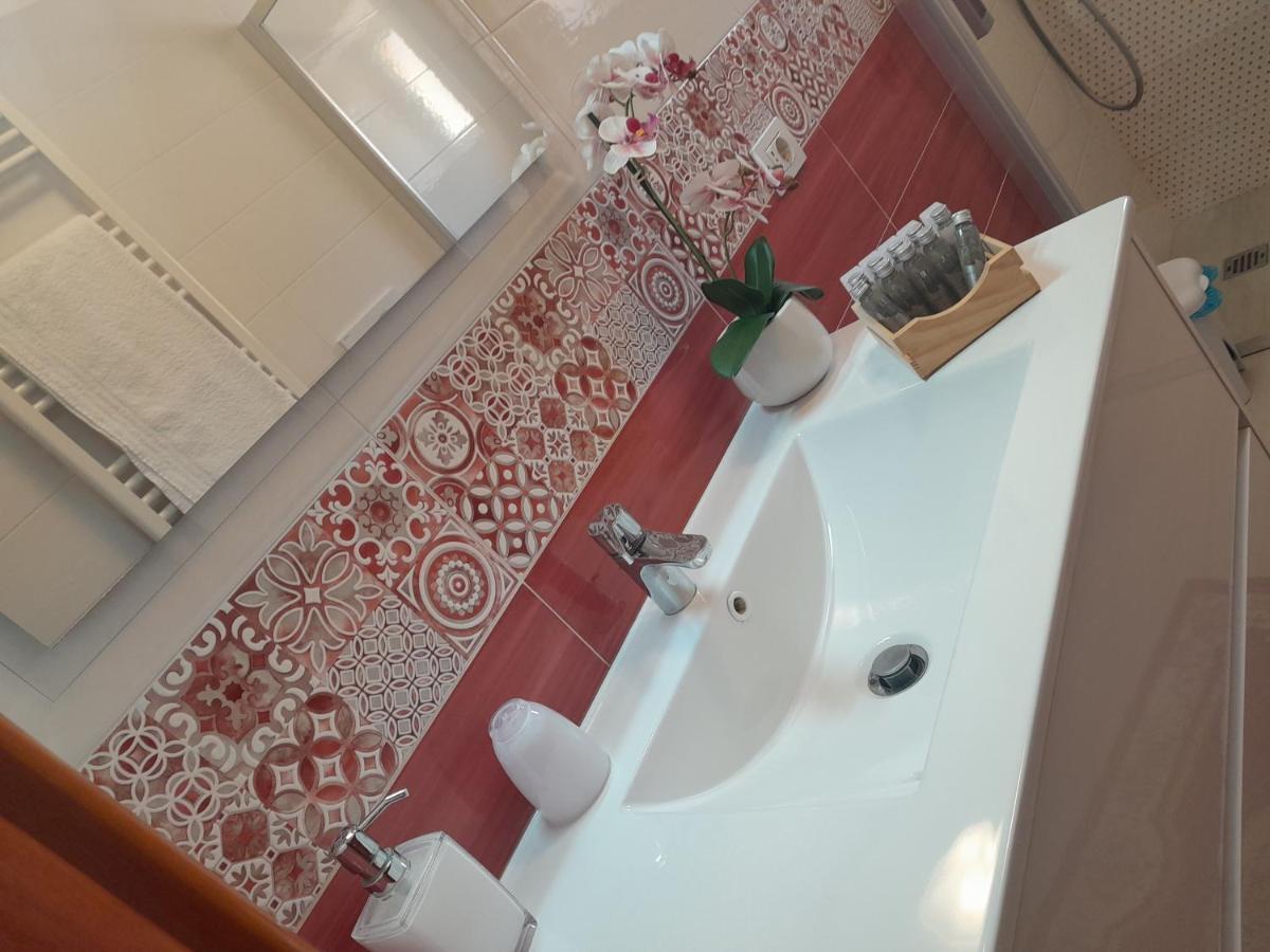 מטרה Casa Vacanza Nonna Dora מראה חיצוני תמונה