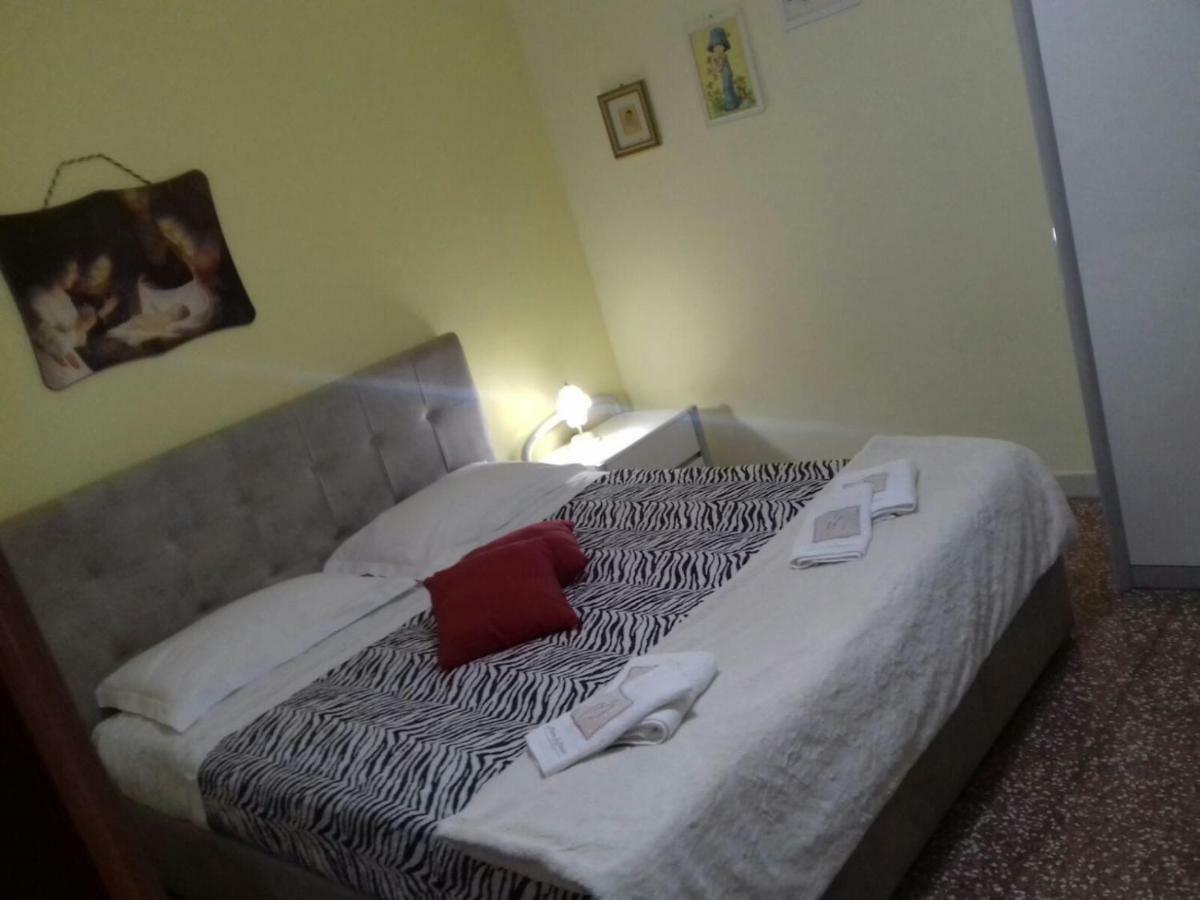 מטרה Casa Vacanza Nonna Dora מראה חיצוני תמונה